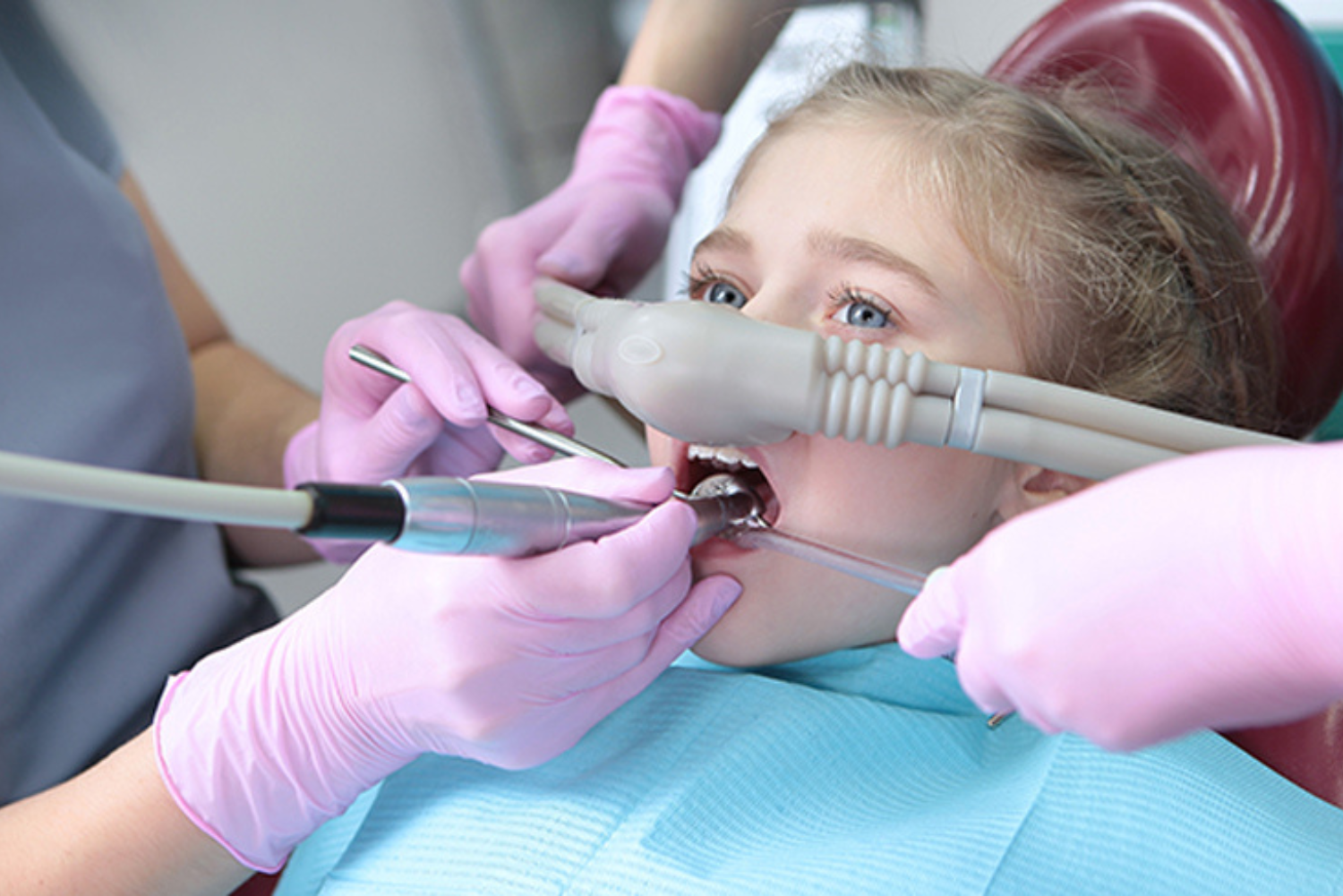 Soft tissue dental laser for precise, pain-free treatment